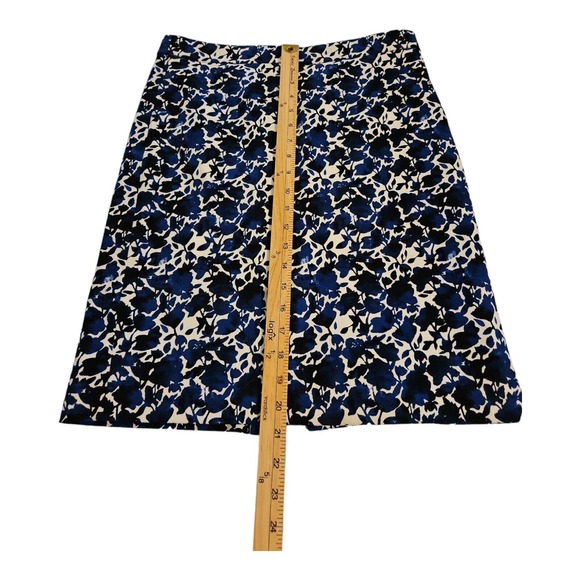 J By J Crew Pencil Skirt Women's 4 White/Blue Floral Knee Length Casual Workwear - Picture 2 of 6